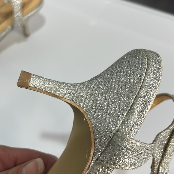 Badgley Mischka Womens Sliver Open Toe Kitten Heel Glitter Rhinestone Size 8.5 - Picture 15 of 16